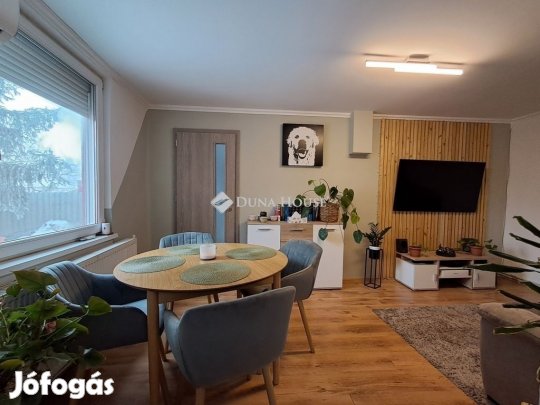 Csendes zsákutcában Bocskaikert, Pillangó utca közelében