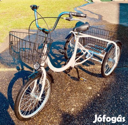 Csepel Kemping fehér, agyváltós háromkerekű