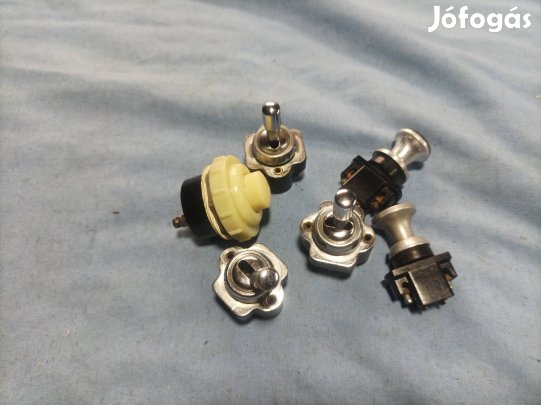 Csepel, Dutra, Ikarus veterán kapcsolók egyben.