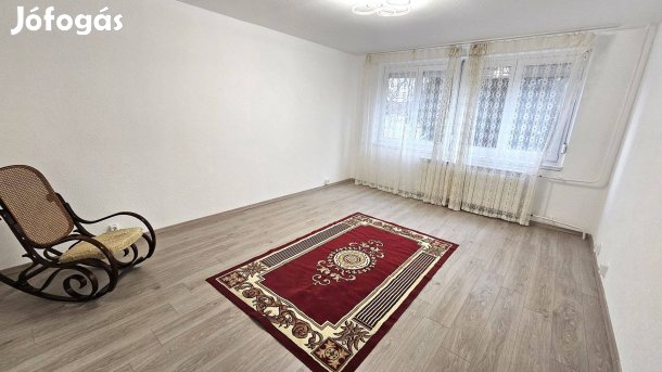 Csepel, Krizantém utcában nagyon szép bútorozatlan lakás