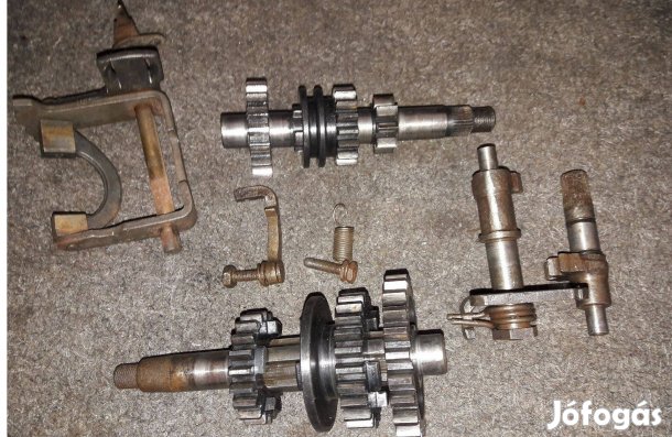 Csepel / Danuvia gyári komplett váltó szett