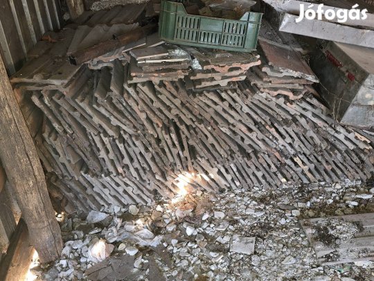 Cserép kb 1000 db ingyen elvihető 