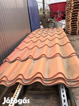Cserepeslemez eladó