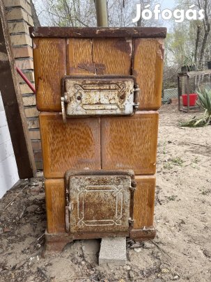 Cserépkályha (felújítandó)