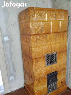 Cserépkályha alig használt állapotban.