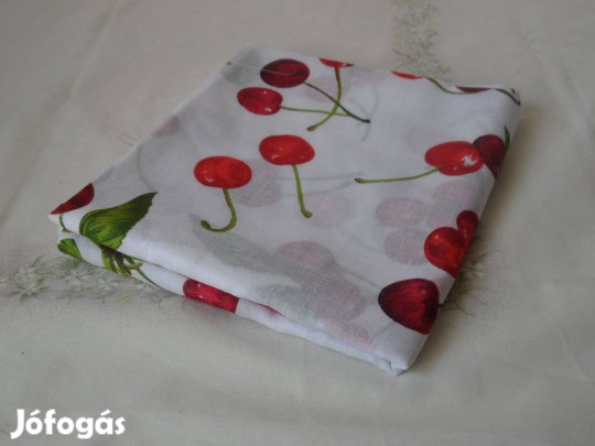 Cseresznye mintás textil kreatív célra