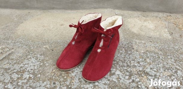 Cseresznye színű Home női bundás velúr házicipő - bőrcipő - 38