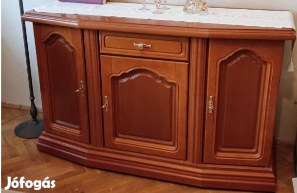 Cseresznyefa tálalószekrény