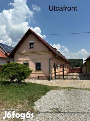 Cserkúti eladó 180 nm-es ház