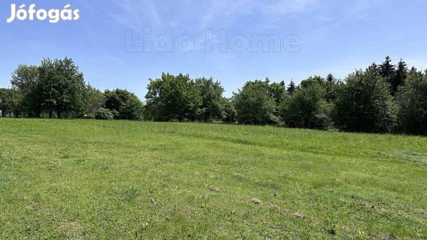 Cserszegtomajon ptsi telek elad!