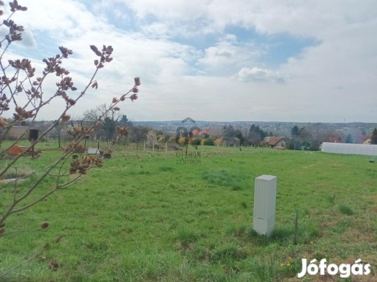 Cserszegtomajon hvzi panorms ptsi telek elad
