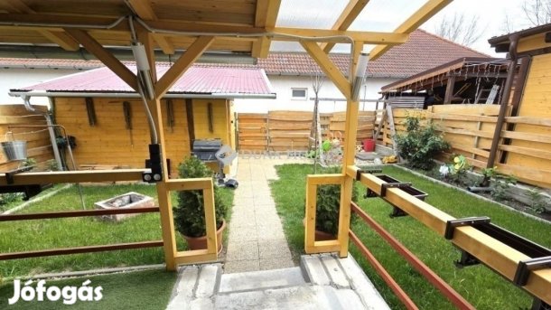 Csévharaszti 113 nm-es ház eladó