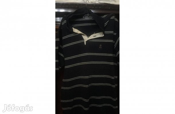 Csíkos férfi felső