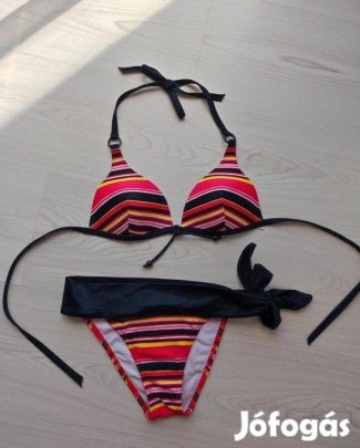 Csíkos női fürdőruha S-M méretben, női bikini