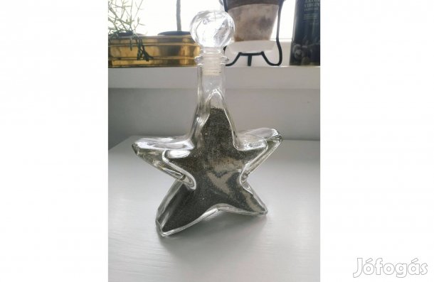 Csillag alakú üveg, dekoratív homokkal töltve
