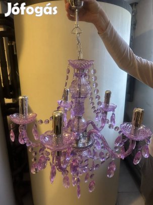 Csillár eladó lányszobából