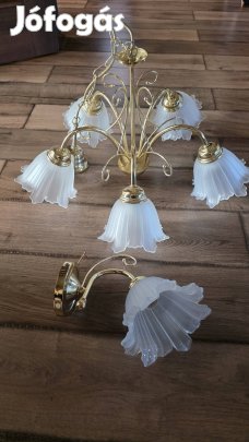 Csillár és fali lámpa.