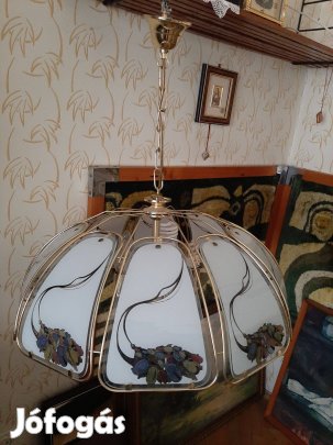 Csillár mennyezetre való