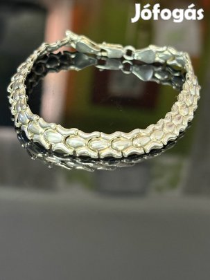 Csillogó, különleges ezüst karkötő