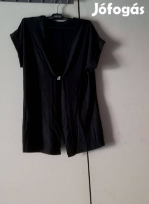 Csinos felső,elől kapcsos,42-méret!/66