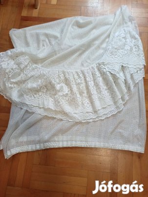 Csipke alul fodros függöny eladó !!