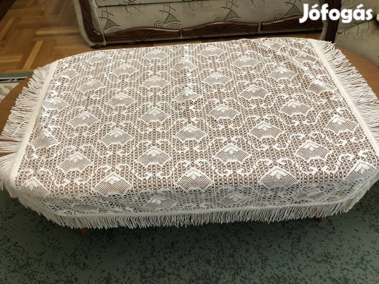 Csipke mintás asztal terítő 
