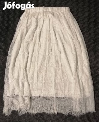 Csipke szoknya