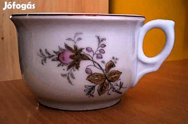 Csipkerózsás-csipkebogyós antik Emlék komacsésze