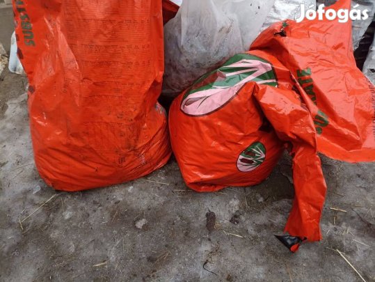 Csirke trágya tyúk trágya bezsákolva