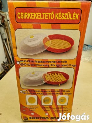 Csirkekeltető (70 darabos)