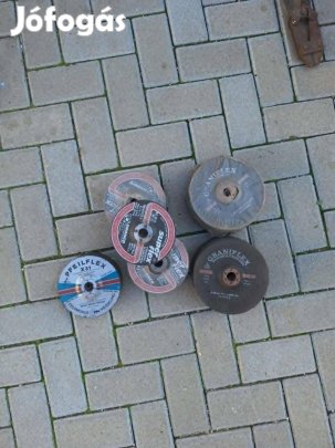 Csiszoló korong 150×6 és 180×6 49 db