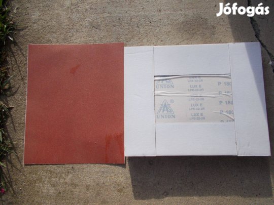 Csiszolópapír A4-es P 80, 100, 180,220 szemcsével, import