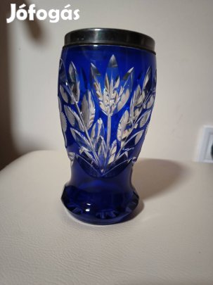 Csiszolt díszüveg váza