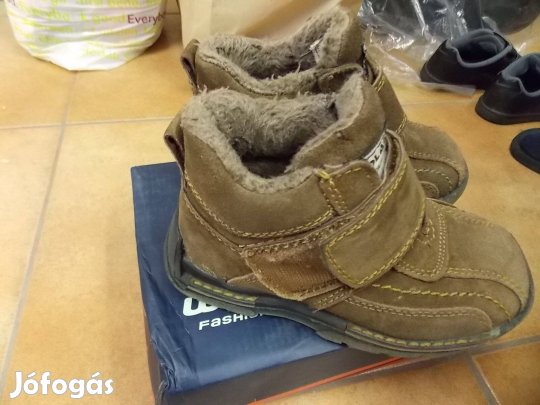 Csizma gyermek 28-as méret
