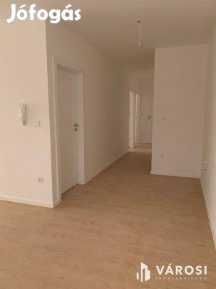 Csodálatos, világos  lakás eladó Debrecen belvárosában