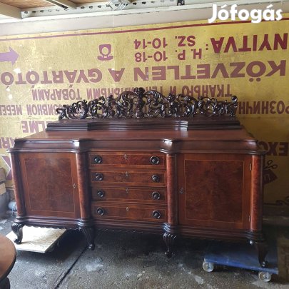 Csodálatos felújított 3 részes garnitúra