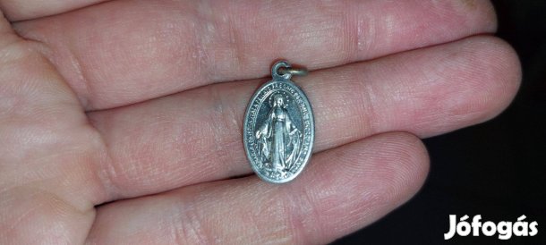 Csodás érem nyaklánc