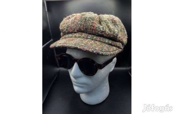 Csodaszép Esprit (ered) Újszerű női csinos 58 -as bélelt, meleg sapka
