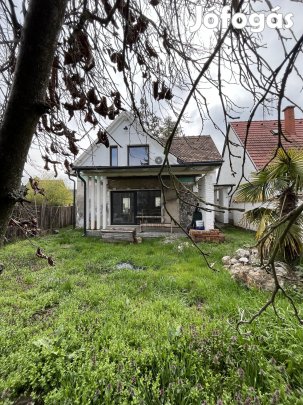 Csodaszép nyaraló vagy családi ház!