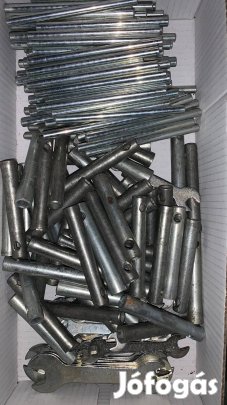 Csőkulcs Tűskével Eladó 8-10