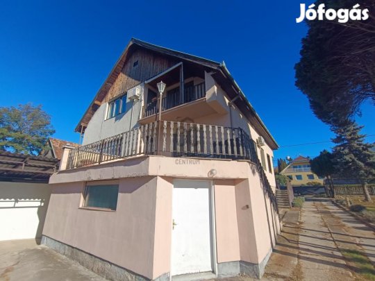 Csömöri eladó 210 nm-es ház