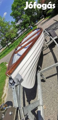 Csónak Horgászcsónak