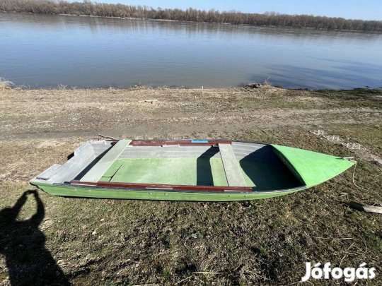 Csónak eladó