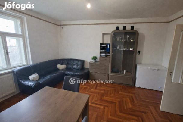 Csongrádi eladó 98 nm-es ház