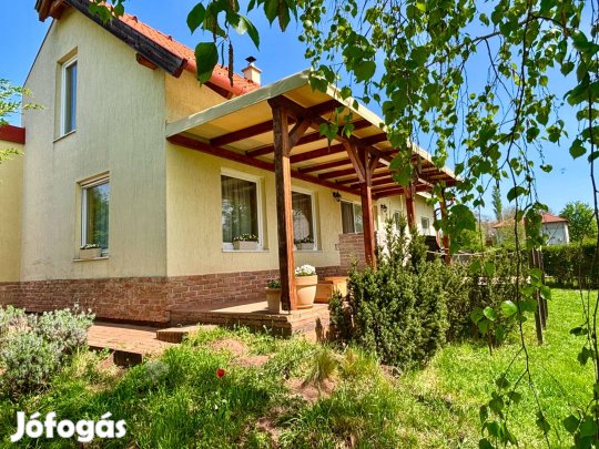 Csopakon családi ház eladó!