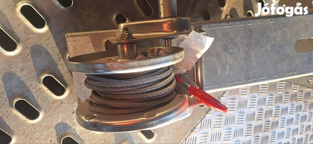 Csörlő autómentő,trailer