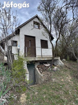 Csóron Örök Panorámás hétvégi ház eladó