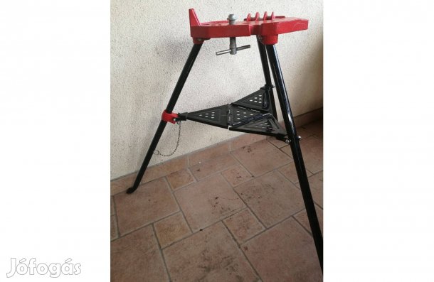 Csőszerelő munkapad