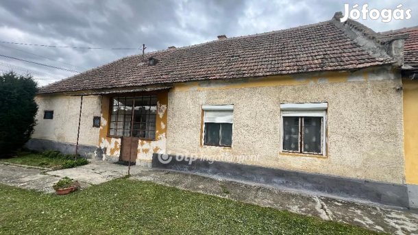 Csóti eladó 104 nm-es ház