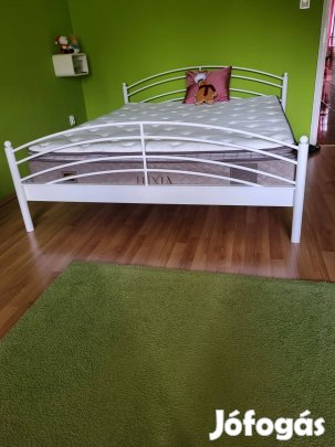 Csővázas francia ágy